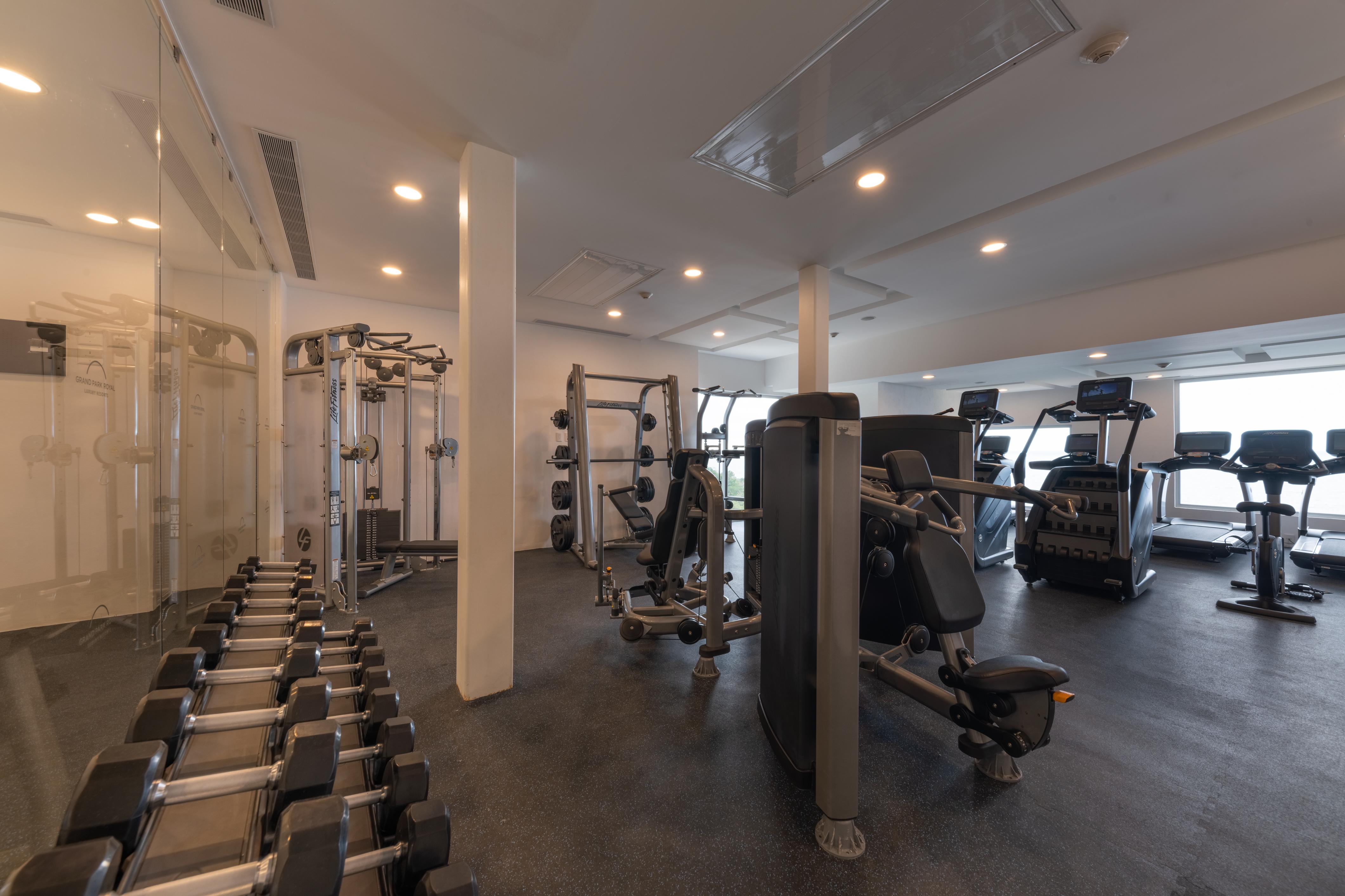 Grand Park Royal Πουέρτο Βαγιάρτα Εξωτερικό φωτογραφία The gym at the hotel