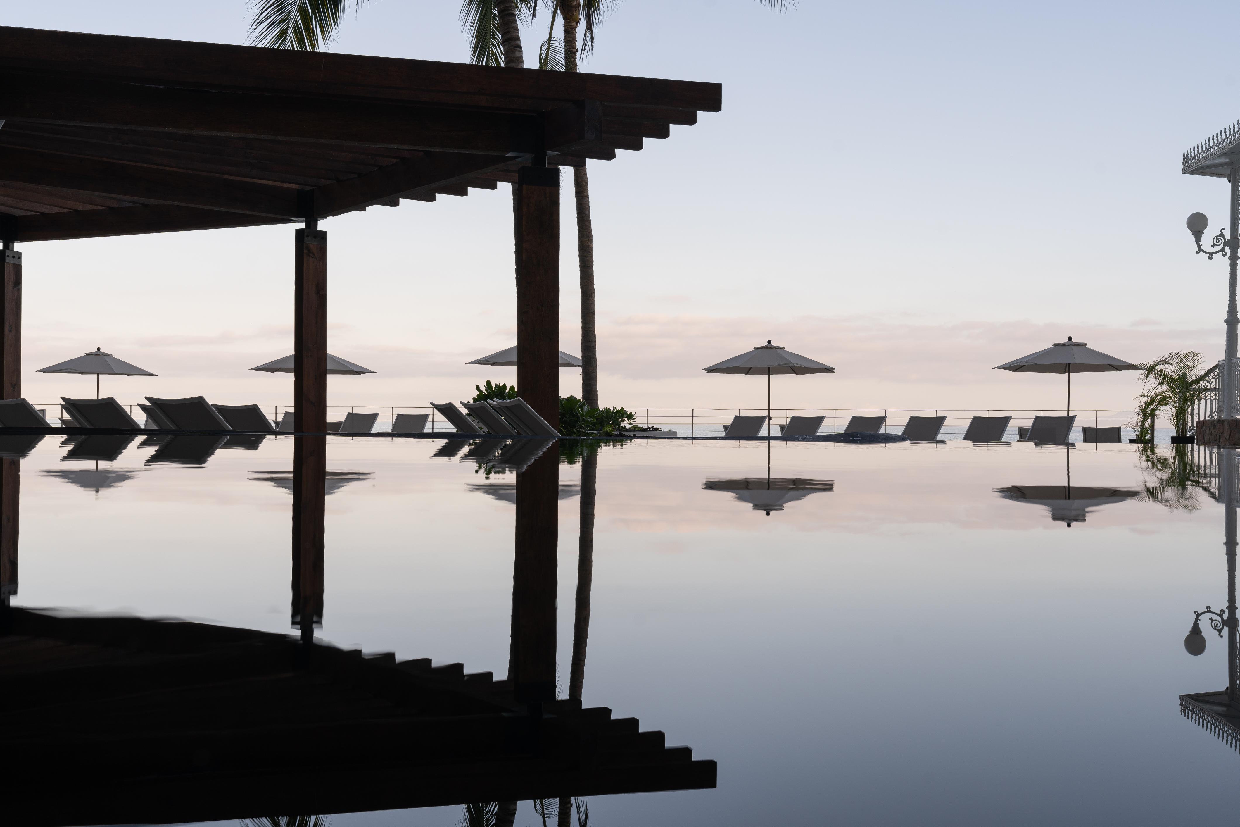 Grand Park Royal Πουέρτο Βαγιάρτα Εξωτερικό φωτογραφία Infinity pool at the Four Seasons Resort, Punta Mita, Mexico
