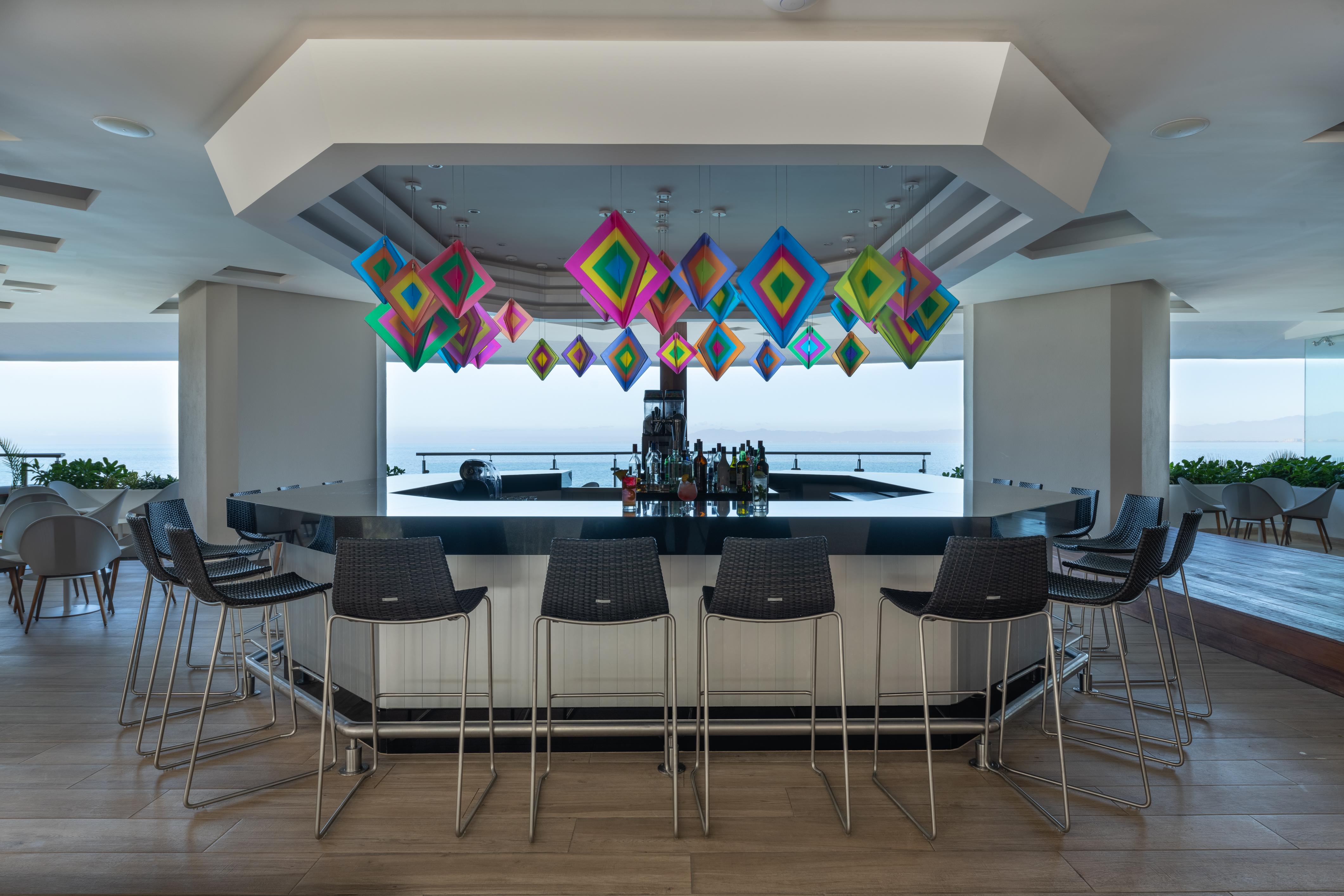 Grand Park Royal Πουέρτο Βαγιάρτα Εξωτερικό φωτογραφία The bar at the 101 Sky Lounge