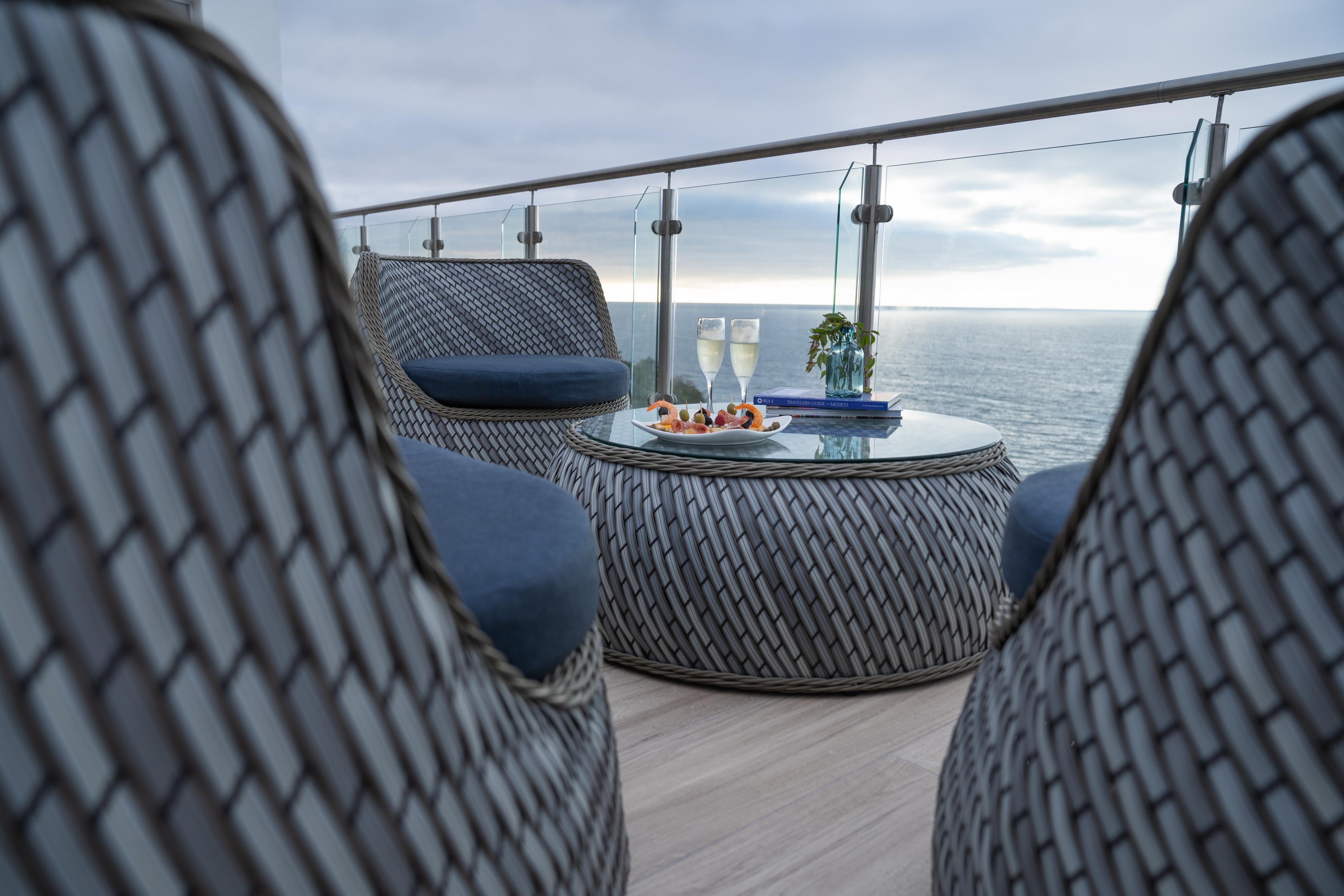 Grand Park Royal Πουέρτο Βαγιάρτα Εξωτερικό φωτογραφία The Club Balcony Suite